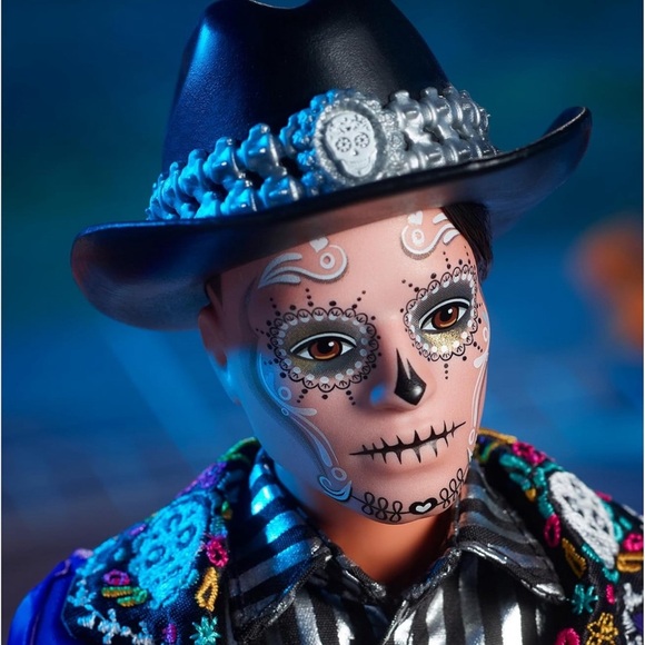 BNWT BARBIE SIGNATURE KEN 2023 DIA DE MUERTOS - Picture 3 of 6